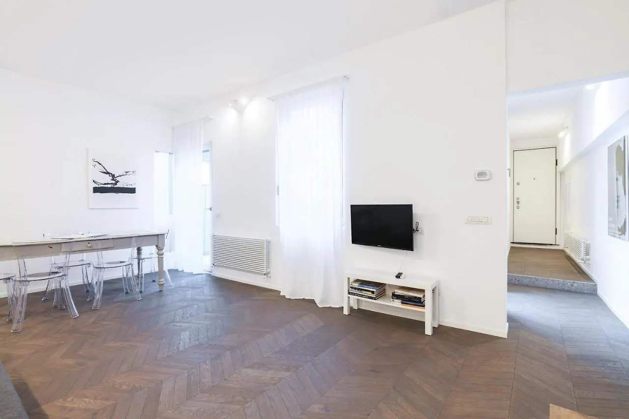 Prestige Boutique Homes - Il Nido Dei Navigli Milan Apartment
