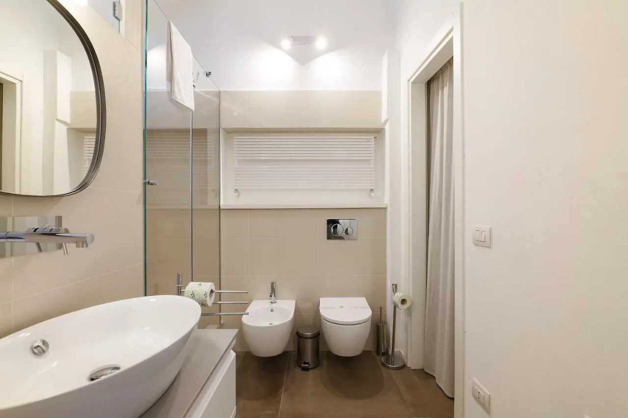 Apartment Prestige Boutique Homes - Il Nido Dei Navigli Milan Italy